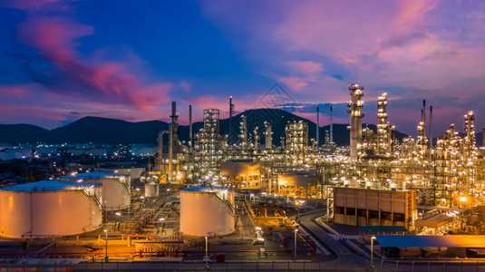 灯光酒厂工程石油天然气炼厂和储罐形式工业区位于天光空中观油天然气石化工燃料动力和能源图片