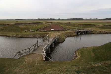 在OudeschildTexel的FortDeSchans入口景观屋奥德柴尔图片