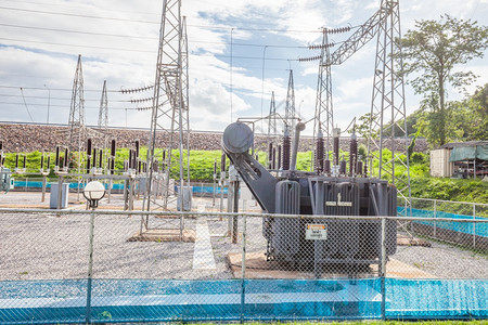 供应转换部分带有开关和断器的高压分电站泰国配图片