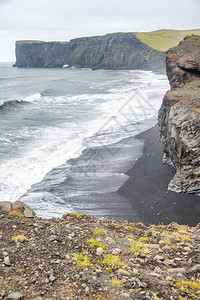 夏季冰岛海岸和悬崖边风景观户外流动图片