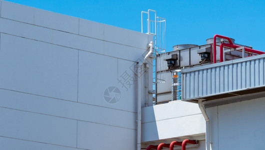 植物屋顶最佳楼冷却塔工业空系统气却器调机组楼顶带管道系统的风冷式水机组楼外却塔图片