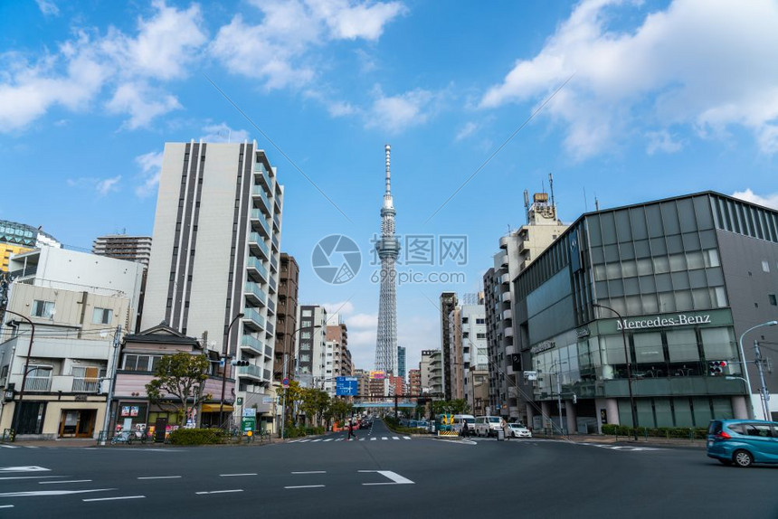 都会日本东京2019年月东京天空树于月18日位于本东京的街道上目前是日本和世界最高的建筑场景城市图片