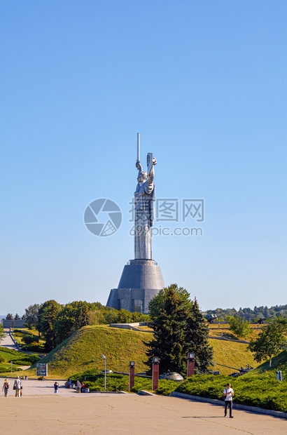 座纪念碑博物馆2016年8月9日乌克兰基辅伟大卫国战争的祖之母纪念雕像乌克兰基辅图片