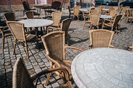 白色的随意德国BadBentheim空户外咖啡厅的景象米兰图片