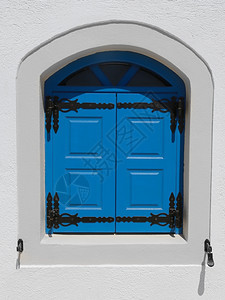 外部的地中海结石希腊群岛典型的蓝色门窗图片