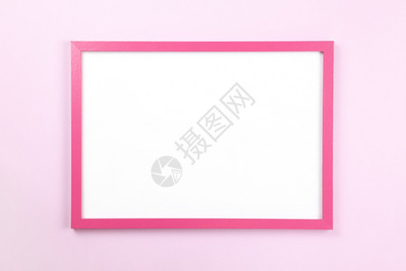 画廊小样粉红矩形框架在粉色糊面背景上有空干净的白色中心复制空间平板或侧视图最小风格模型用于礼品店社交媒体网站设计横向最佳图片