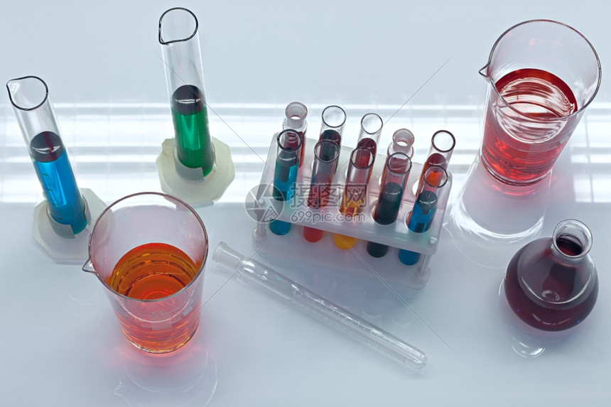 管子科学实验室装满色液的科技实验室玻璃软件准备在科学研究实验室进行化学一用于科研实验室的化学制药教育图片