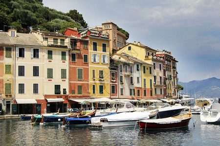 丰富多彩的全景意大利古里安海岸拉帕罗热诺瓦附近Portofino村历史图片