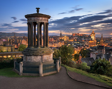 爱丁堡Edinburgh来自英国苏格兰晚上的CaltonHill欧洲城堡旅行图片