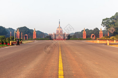 拉什特帕蒂印度新德里Rajpath大道和RasthrapatiBhawan印度新德里Bhawan建造目的地图片