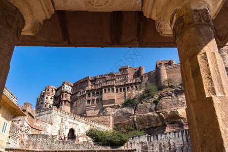 天空沙漠印度人Mehrangarh堡焦特布尔拉贾斯坦邦印度山上的Mehrangarh堡联合国教科文组织世界遗产焦特布尔著名的印度图片