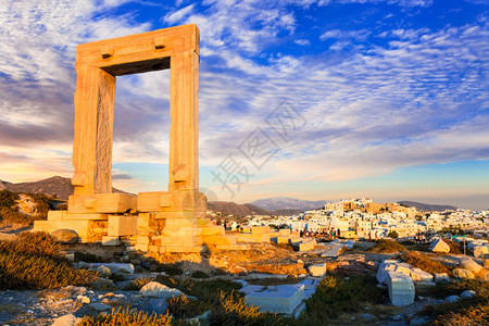 建筑学避难所纳克索斯岛希腊热门旅游胜地日落图片