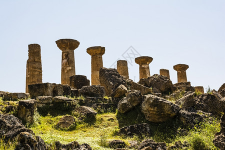 传统的地标古代意大利西里阿格根托希腊庙谷的大力神寺古老柱子图片