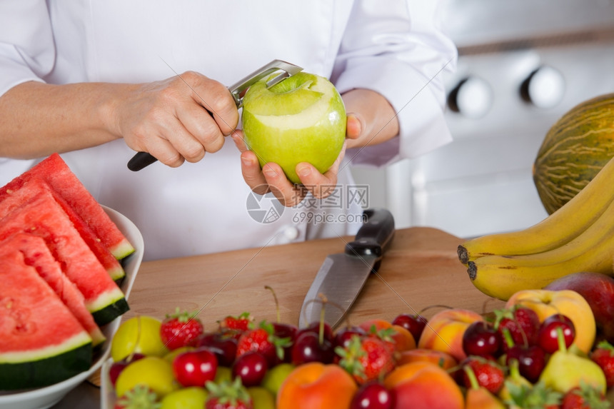 削苹果高清图片下载-正版图片308020838-摄图网