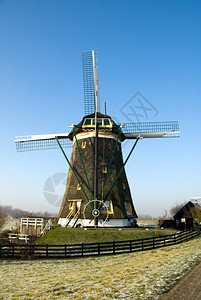 荷兰DenHaag附近典型的荷兰风车地标建筑学靠近图片