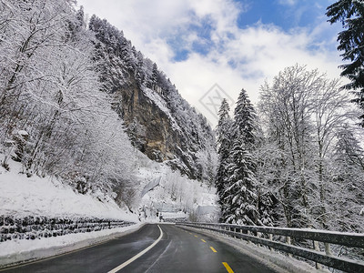 冬季雪景公路图片