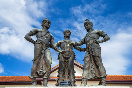 中心祈祷古老的三王纪念碑建筑公司是泰国清迈旅游景点观图片