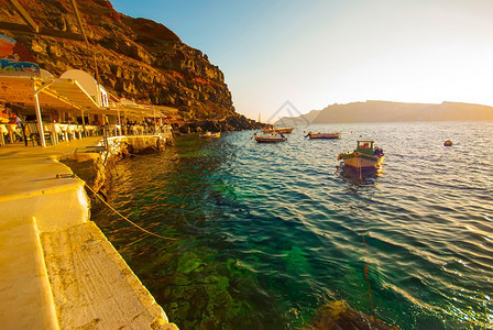 假期OiaSantorini希腊以浪漫和美丽的日落闻名希腊语图片