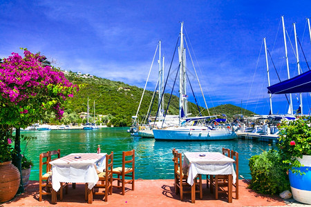 爱奥尼亚人景观旅游莱夫卡达岛图画村西沃塔希腊伊奥尼亚群岛附近有典型的鱼类餐馆图片