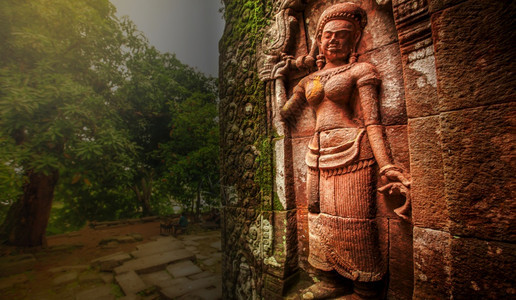 在老挝教科文组织世界遗产地VatPhou的古庙中雕刻Apsara雕像富亚洲人有创造力的图片