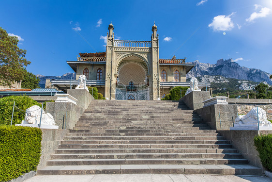 旅游克里米亚的沃龙佐夫宫南面外墙视图城堡俄语图片