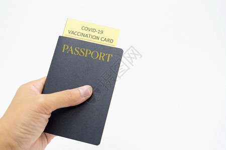 或者具有COVID19个人记录卡身份证护照的COVID19疫苗接种证书免疫假护照或旅行前接种疫苗证书疾病豁免护照健康和监视概念防图片