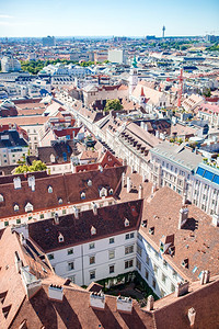 宗教的从圣斯蒂芬大教堂的北楼圣斯蒂芬柯大教堂对维也纳屋顶的空中观察从圣斯蒂芬大教堂到奥地利首都维也纳斯特芬广场Stephansp图片