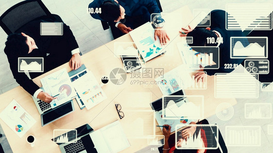 数字的讨论企业员工会议中商务人士的创意视觉营销数据分析和投资决策制定的数字技术概念企业员工会议中商务人士的创意视觉门户14图片