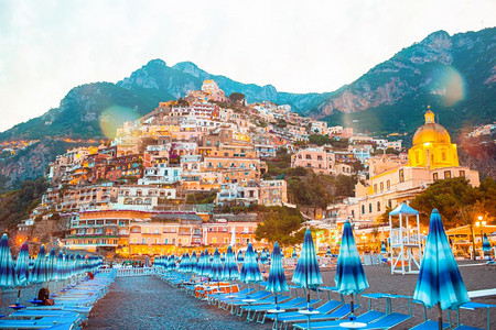旅游意大利最受欢迎和美丽的村庄意大利波西塔诺阿马尔菲海岸Amalfi海岸意大利美丽的沿海城镇阿马尔菲海岸景色优美波西塔诺山旅游的图片