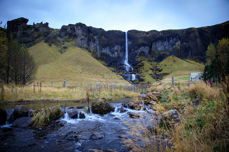 惊人的长距离水瀑照片欧洲冰岛西弗湾小瀑布的观察欧洲海岸土地图片