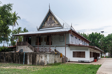 艺术泰国东北部农村寺庙修道院古老的布会堂泰国东部北建造传统的图片