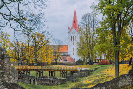 城市塞西斯拉脱维亚旧教堂岩石秋天历史建筑12瓦欧洲的花园文化图片