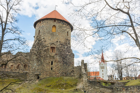 切西斯拉脱维亚13世纪城市塞西斯堡春季有公园2604幻想建筑学图片