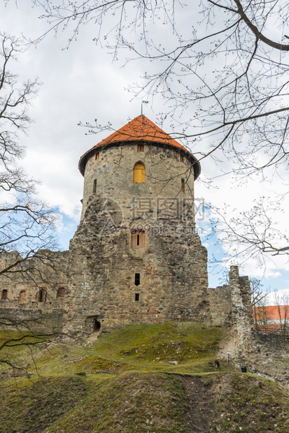 幻想拉脱维亚13世纪城市塞西斯堡春季有公园2604哥特王图片