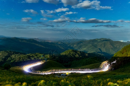 荒野墨西哥向日葵田名为TungBuaTong的金山夜间景观质泰国MeeHongSon的泰国夜风景观质花布通图片