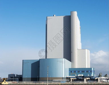 鹿特丹工业港区Maasvlakte上的燃煤发电厂桅杆荷兰语电的图片