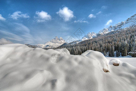 冬季雪景风光图片