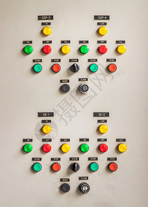 安全绿色黄的建筑物控件面板的按键钮和选择器切换焦点图片