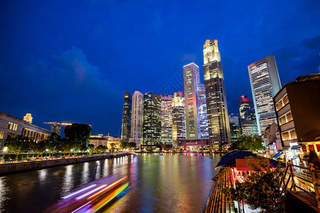 新加坡市中心的天空线在美丽的黄昏中结构体摩天大楼区图片