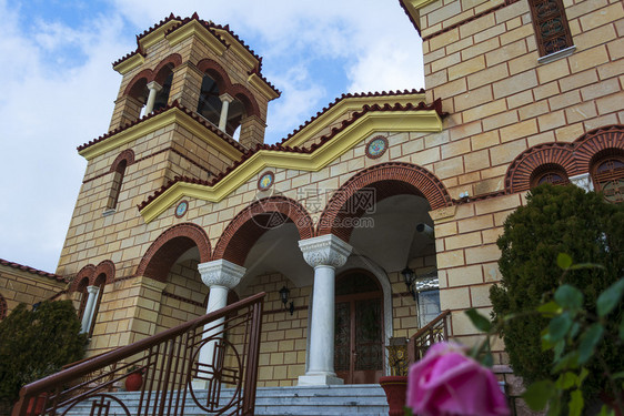 希腊佩洛庞内斯马列维圣母玛利亚的正统修道院它是希腊佩罗蓬内斯京努里亚省圣玛丽正统修道院中最重要的修道院之一莫尼玫瑰宗教的图片