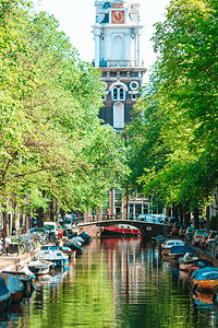 夏天旅游运输荷兰北省阿姆斯特丹老城的格伦堡瓦尔运河荷兰北省阿姆斯特丹老城的美丽运河图片