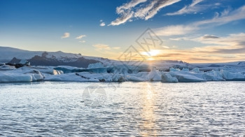 达古冰山气候白色的欧洲Jokulsarlon冰川环礁湖的山景色美观背景