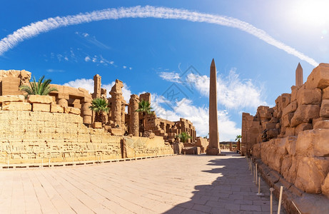 建造历史的旅游阿蒙雷区和方尖碑卡纳克神庙卢索埃及阿蒙雷区和方尖碑埃及图片