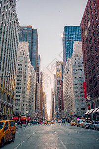 市中心纽约1月日纽约市和美国丽的街道2018年日在纽约市曼哈顿和美国丽的街道2018日在纽约市曼哈顿城的商业图片