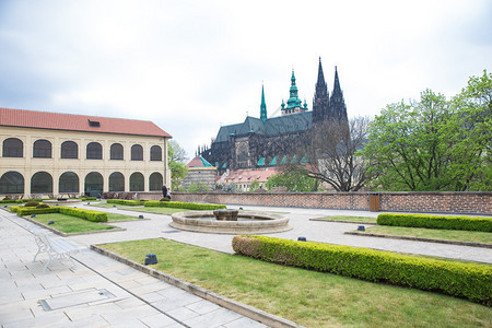 捷克布拉格市人民正在参观旧的布拉格城堡旅行照片2019年4月日宗教河城市景观图片