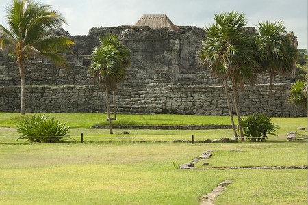 建造阿兹台克人里维埃拉墨西哥尤卡坦半岛Tulum的玛雅人Ruins图片