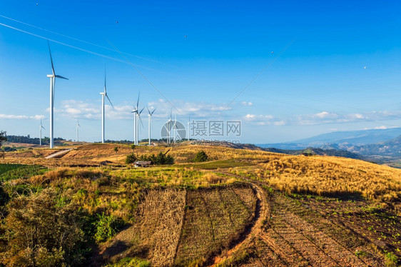 新能源风力发电机图片