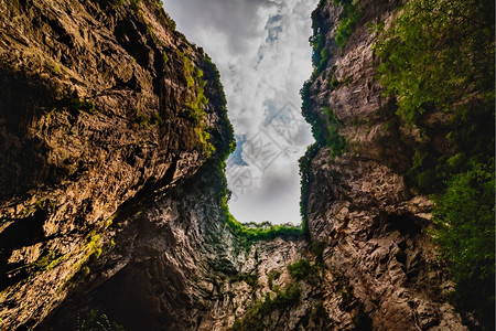 武隆长水峡谷Difeng的WulongKarst石灰岩层这是武龙家世界自然遗产的重要组成部分结石历史图片
