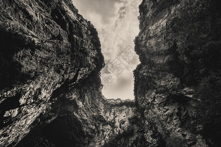 重要的陡灯光长水峡谷Difeng的WulongKarst石灰岩层这是武龙家世界自然遗产的重要组成部分图片