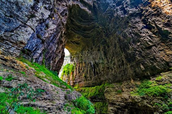 公园国民石笋长水峡谷Difeng的WulongKarst石灰岩层这是武龙家世界自然遗产的重要组成部分图片